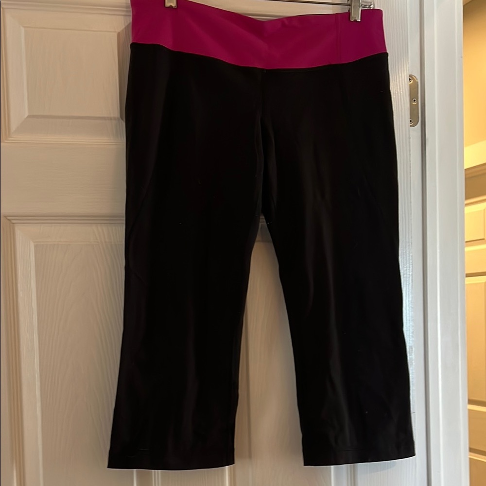 Lululemon Athletica Black and Pink Cropped Pants